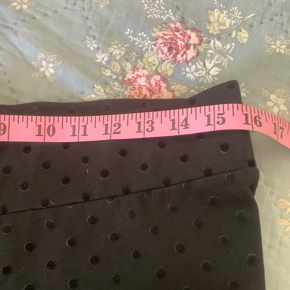 LOFT Womens Black Pull On Swiss Dot Size M 31”x25” - Picture 6 of 7